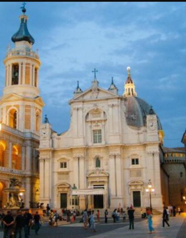La Casa Di Isabella Loreto Eksteriør billede